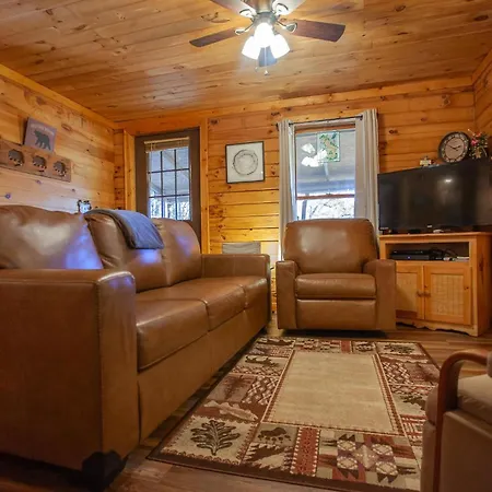 Moonlight Ridge Cabin